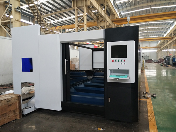 높은 정밀도 3000x1500mm 작은 1000w 1500w 섬유 레이저 커팅 머신 가격